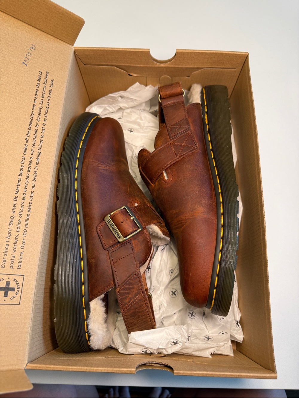 DR MARTENS - Jorge II in Warm Tan Menβs Size 12 Slip-On - Picture 16 of 16